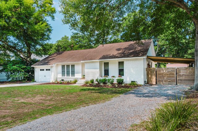 1285 Old Colony Road, Mount Pleasant, SC 29464