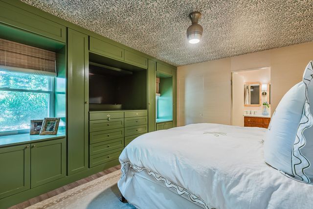 1285 Old Colony Road, Mount Pleasant, SC 29464