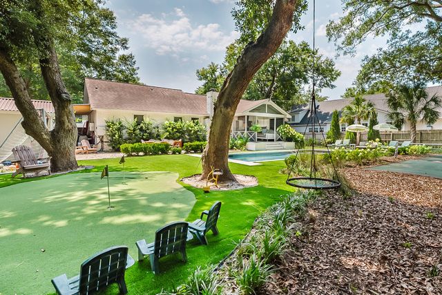 1285 Old Colony Road, Mount Pleasant, SC 29464