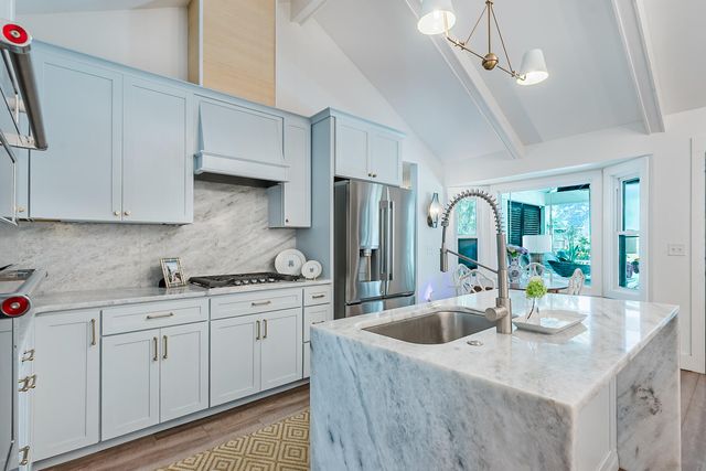 1285 Old Colony Road, Mount Pleasant, SC 29464