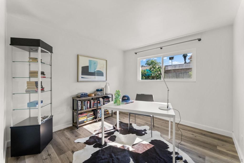 Image 22 of property listing at 2025 W El Norte Pkwy, Escondido, CA 92026