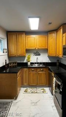 107 Sumter ST, Portsmouth, VA 23702