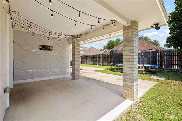 413 E Wisteria Avenue, Mcallen, TX 78504
