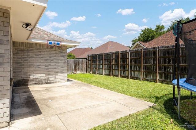 413 E Wisteria Avenue, Mcallen, TX 78504