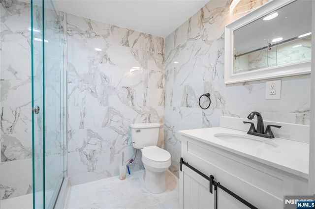11 Bayside Drive, Bayonne, NJ 07002