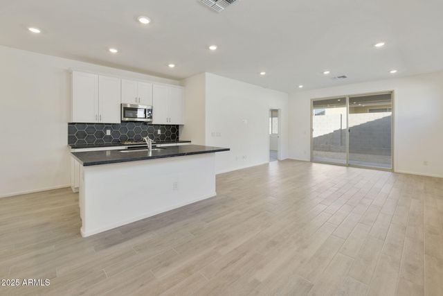 14667 W SURREY Drive, Surprise, AZ 85379