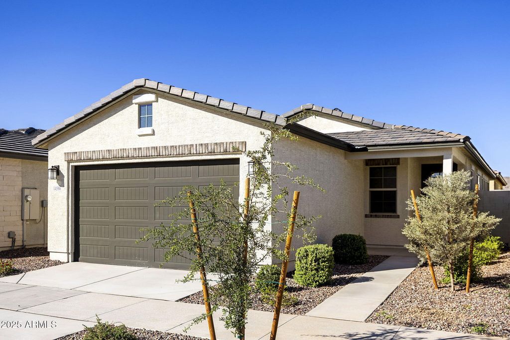 14667 W SURREY Drive, Surprise, AZ 85379