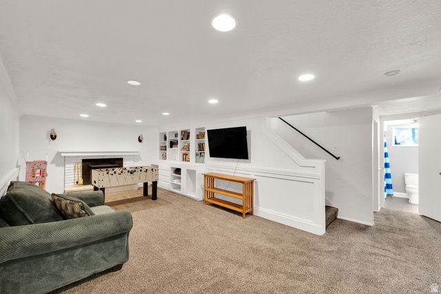 360 E CENTER ST, Centerville, UT 84014