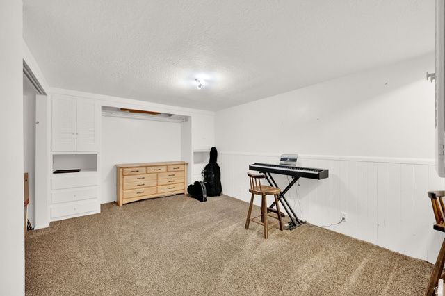 360 E CENTER ST, Centerville, UT 84014