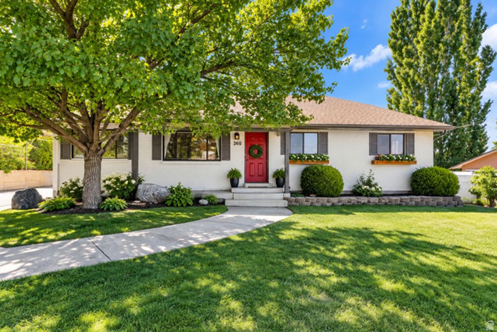 360 E CENTER ST, Centerville, UT 84014 — exterior