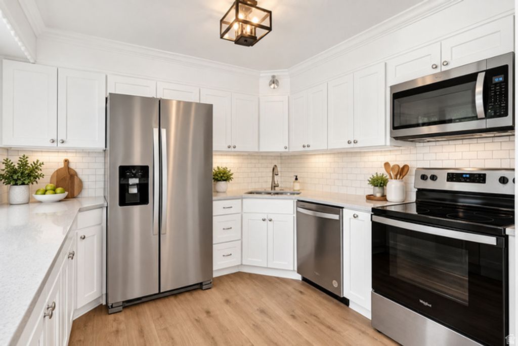 360 E CENTER ST, Centerville, UT 84014 — photo 2
