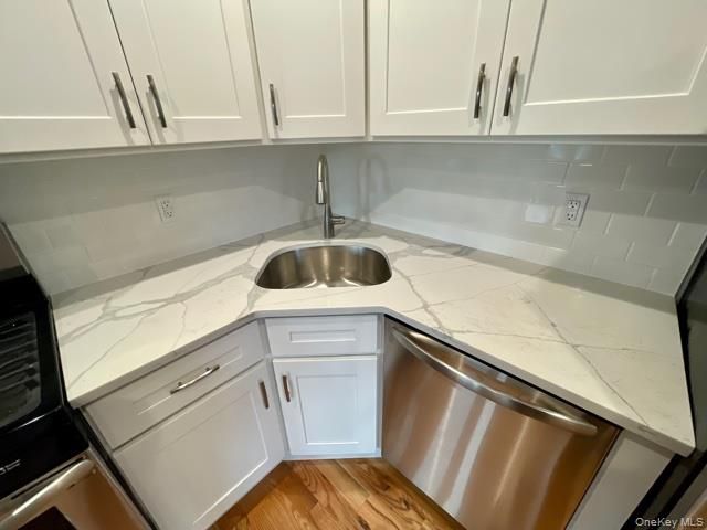 101 Davison Avenue 2, Lynbrook, NY 11563