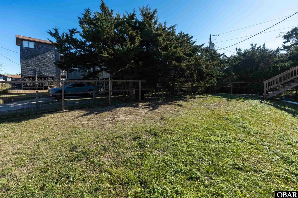 Image 20 of property listing at 40250 Dolphin Lane Lot 82, Avon, NC 27915