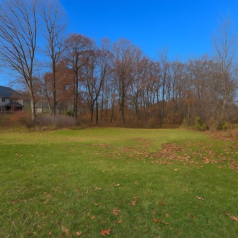 Scenic Hills Drive, Jackson, MI 49201