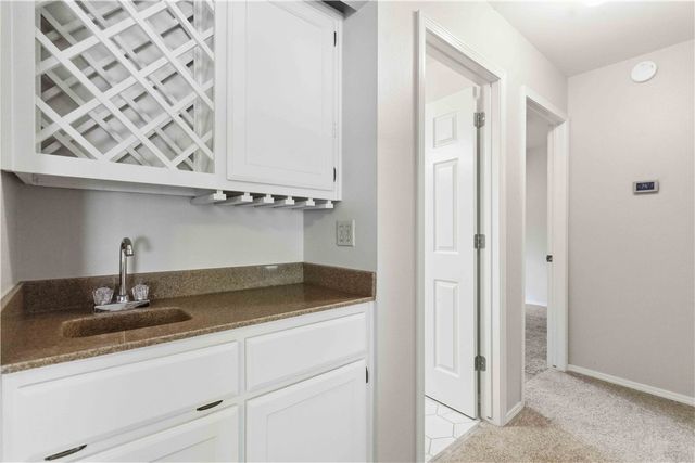 10 Wimborne Lane, Bella Vista, AR 72715