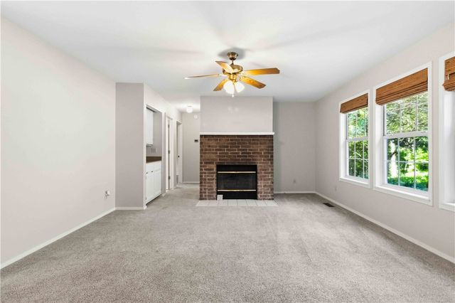 10 Wimborne Lane, Bella Vista, AR 72715