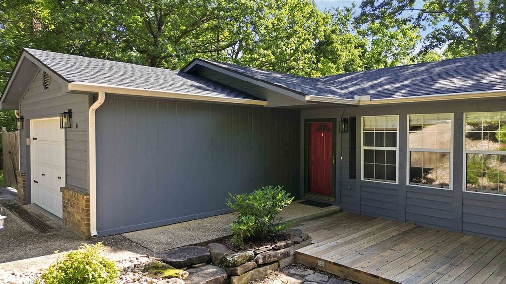 10 Wimborne Lane, Bella Vista, AR 72715