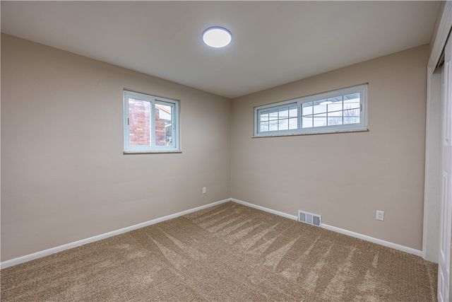 592 Guylyn Dr, Penn Hills, PA 15235