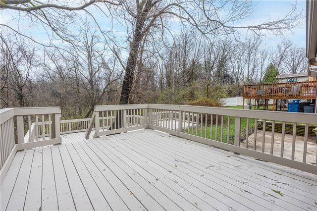 592 Guylyn Dr, Penn Hills, PA 15235