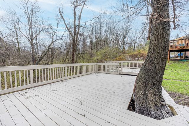 592 Guylyn Dr, Penn Hills, PA 15235