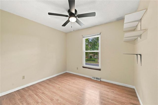 200 S Downey Avenue, Independence, MO 64056