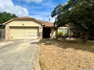 6107 John Chapman, San Antonio, TX 78240