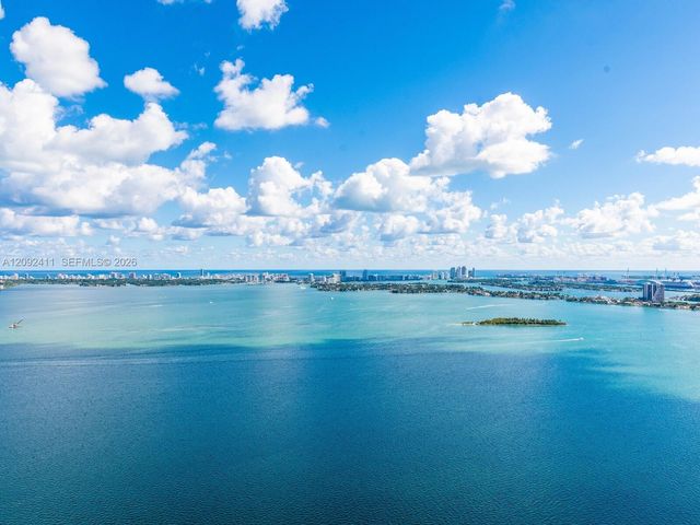 650 NE 32 3302, Miami, FL 33137