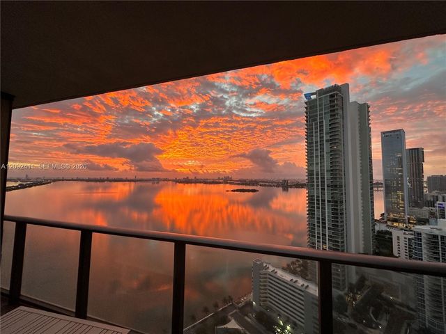 650 NE 32 3302, Miami, FL 33137