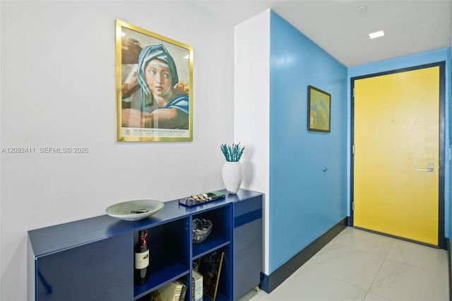650 NE 32 3302, Miami, FL 33137