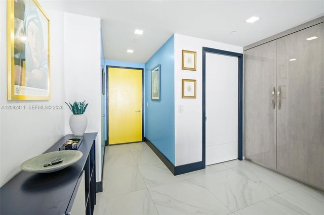650 NE 32 3302, Miami, FL 33137