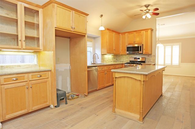 13715 Dempley Drive, Houston, TX 77041