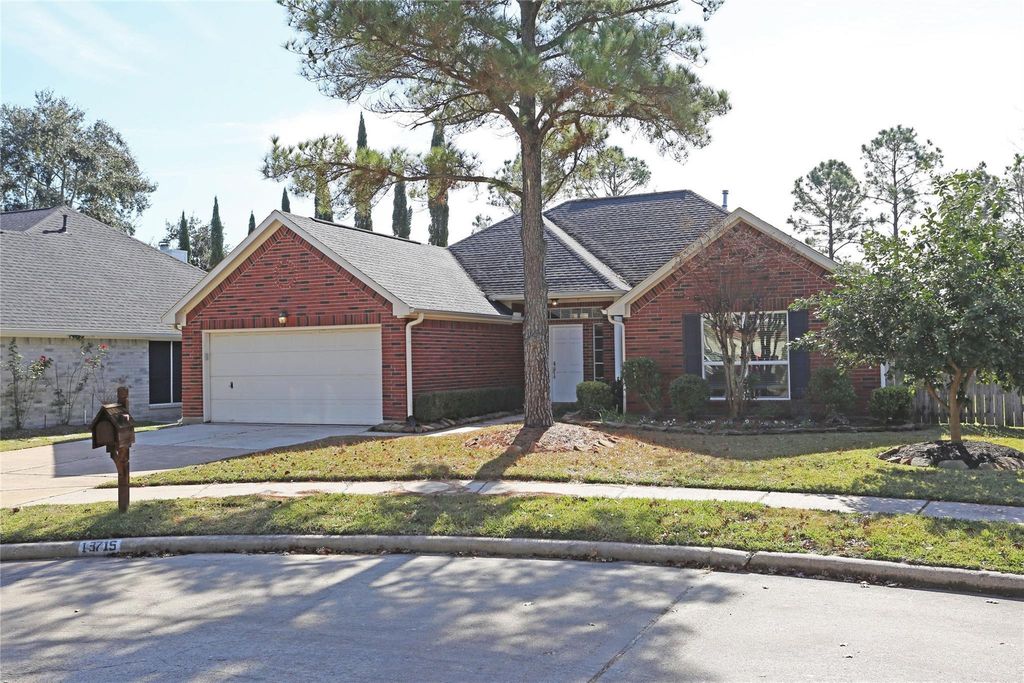 13715 Dempley Drive, Houston, TX 77041