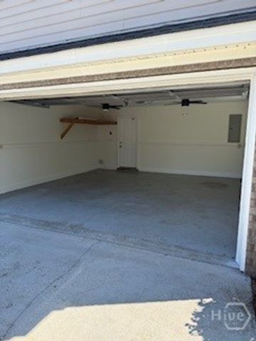 534 Cobblestone Circle, Bloomingdale, GA 31302