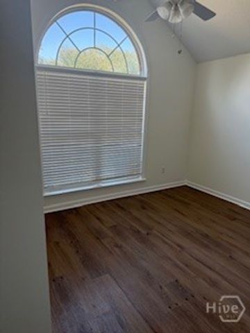 534 Cobblestone Circle, Bloomingdale, GA 31302