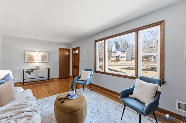 6827 Melville Dr, Chesterfield, VA 23832