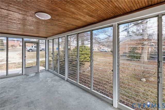 6827 Melville Dr, Chesterfield, VA 23832