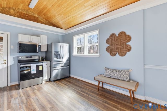 6827 Melville Dr, Chesterfield, VA 23832