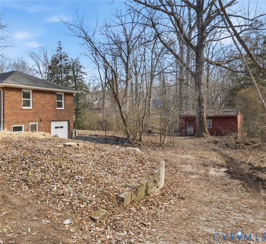 6827 Melville Dr, Chesterfield, VA 23832