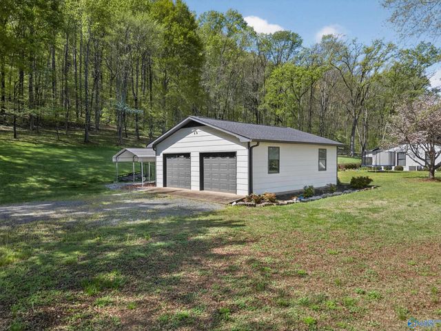 6496 Spring Creek Drive, Guntersville, AL 35976