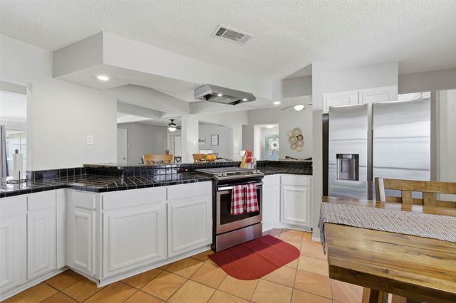 1487 Dogwood Trail, Lewisville, TX 75067