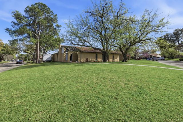 1487 Dogwood Trail, Lewisville, TX 75067