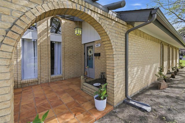 1487 Dogwood Trail, Lewisville, TX 75067