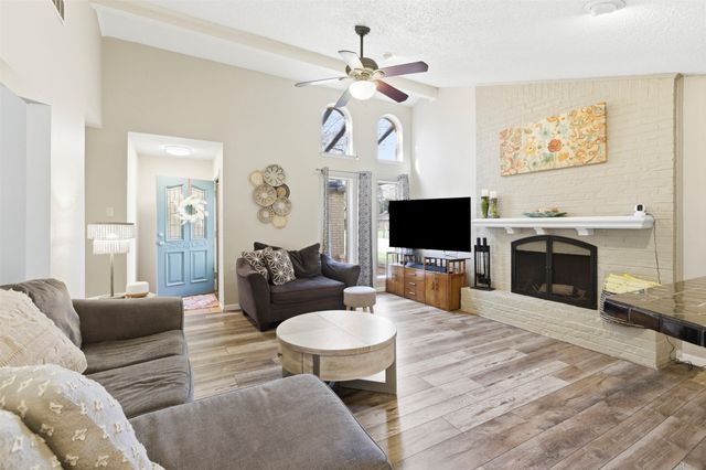 1487 Dogwood Trail, Lewisville, TX 75067