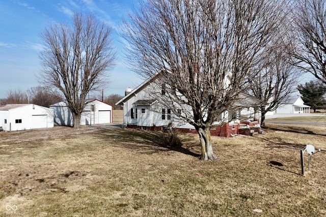 876 N Centerline Road, Franklin, IN 46131