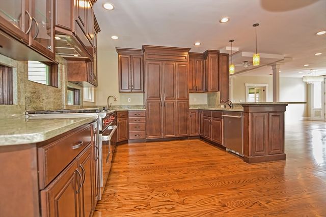 91 University Rd 2, Brookline, MA 02445