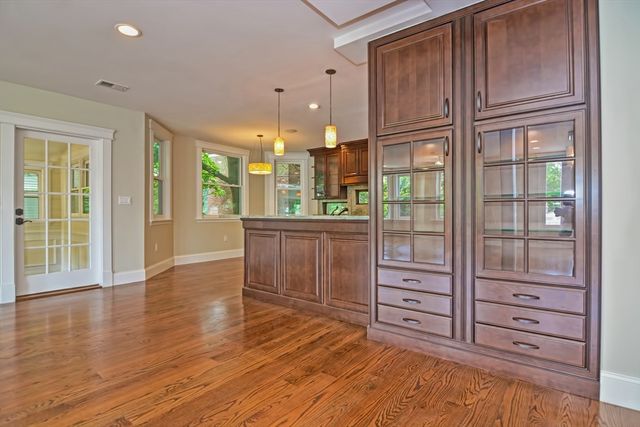 91 University Rd 2, Brookline, MA 02445
