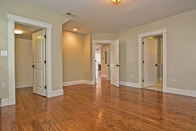 91 University Rd 2, Brookline, MA 02445