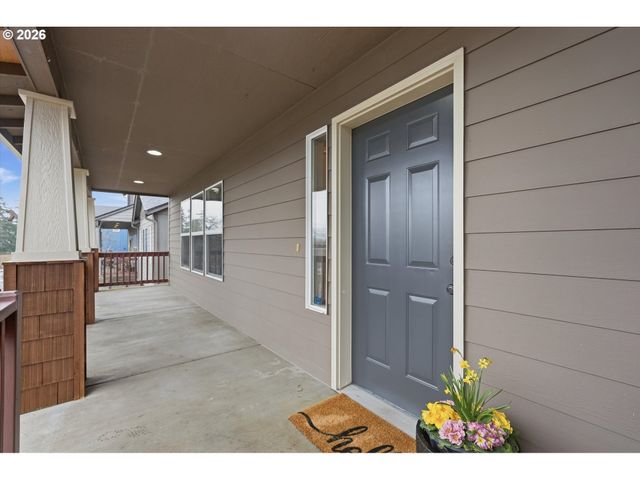 3130 Nw PACIFIC RIM Dr, Camas, WA 98607