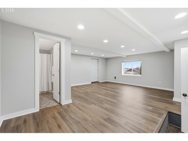 3130 Nw PACIFIC RIM Dr, Camas, WA 98607