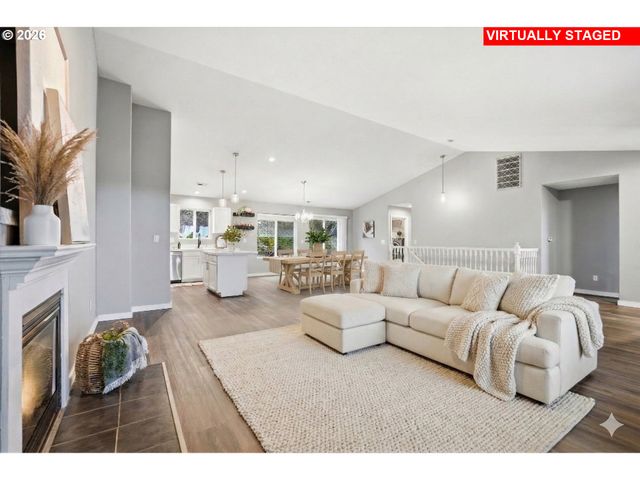 3130 Nw PACIFIC RIM Dr, Camas, WA 98607